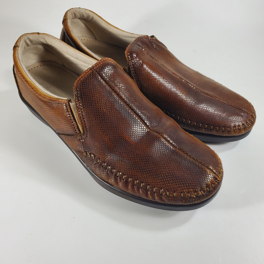 SAS Womens Brown Slip on Comfort Loafer Casual Shoes Size 9.5 W